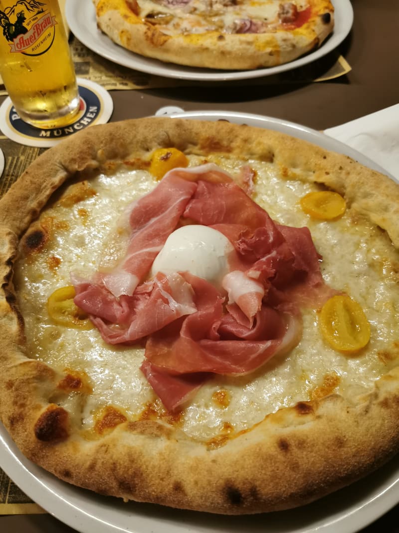 Tortuga Lovere Birreria Pizzeria Napoletana, Lovere