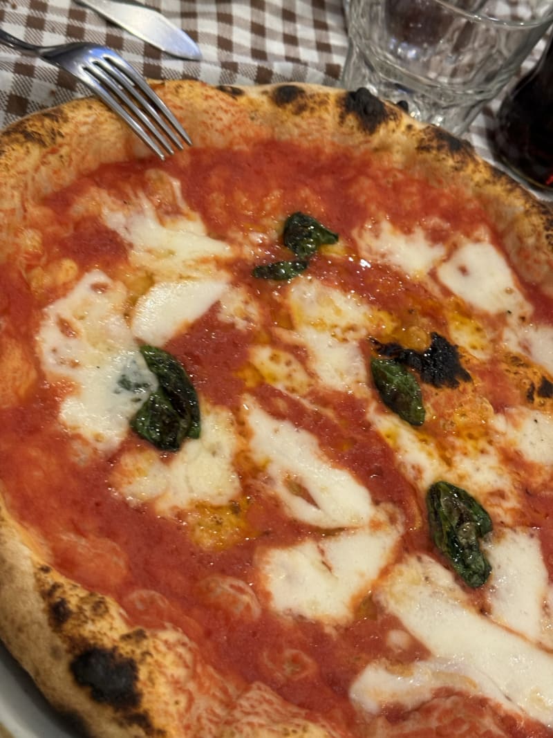 Alleria Pizzeria e Trattoria, Naples