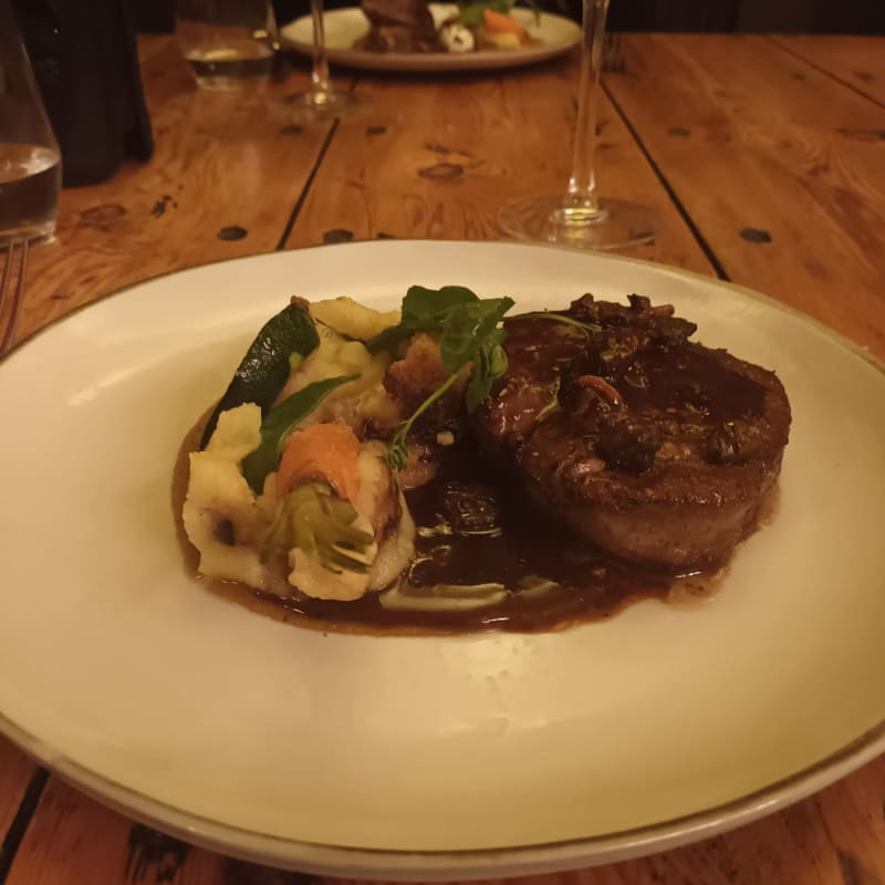 Filet de boeuf aux morilles - Chou, Ixelles