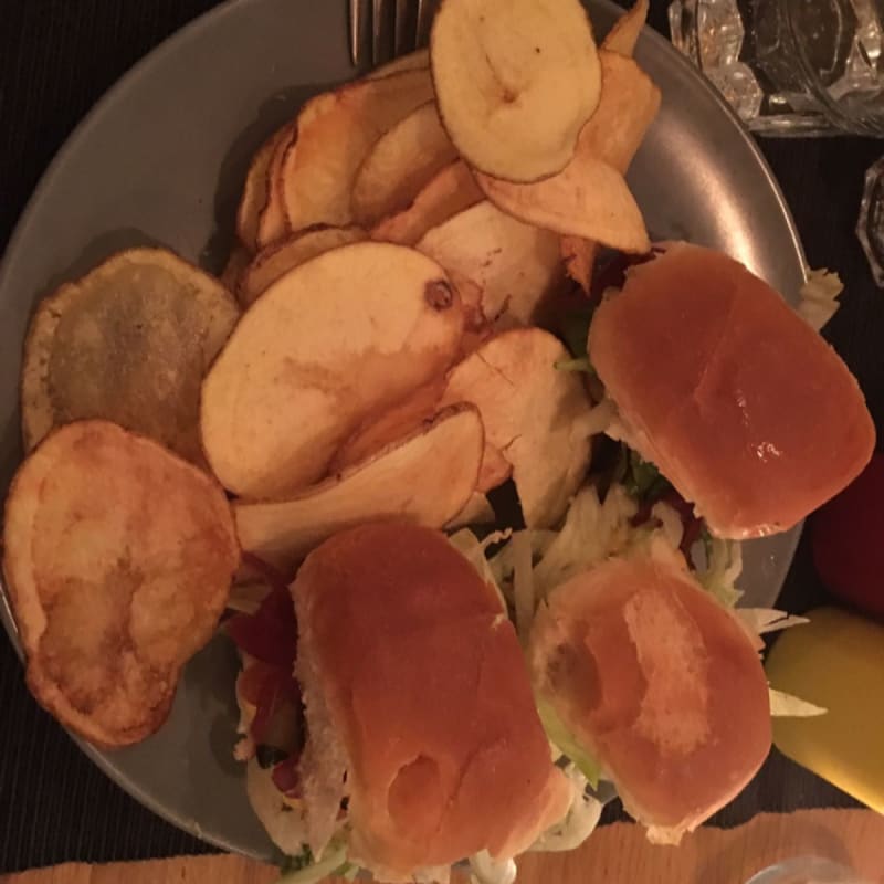 Tre mini hamburger, uno di pollo, uno di fassona e uno di salmone - Da Jacopo, Milan