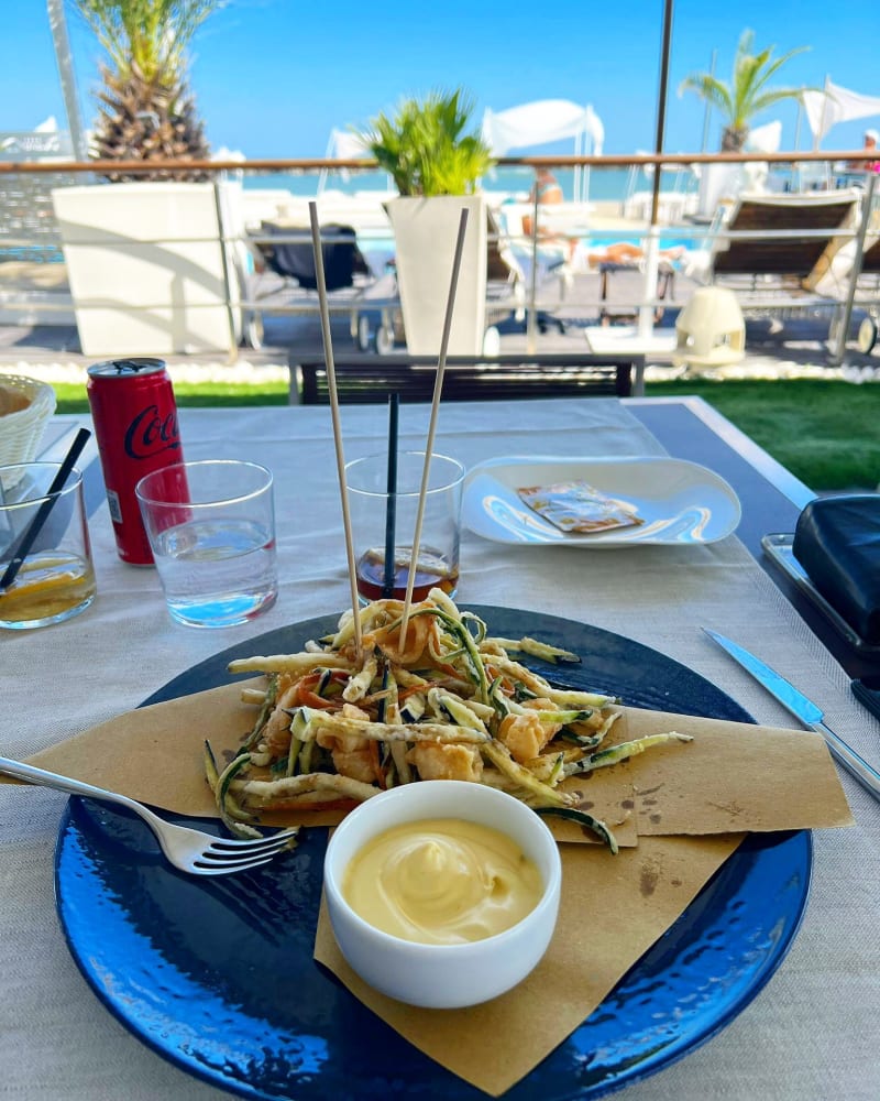 Fritto Misto Con Calamari, Gamberi E Verdure Croccanti  - Bamboo VistamaRestaurant, Lido Di Savio