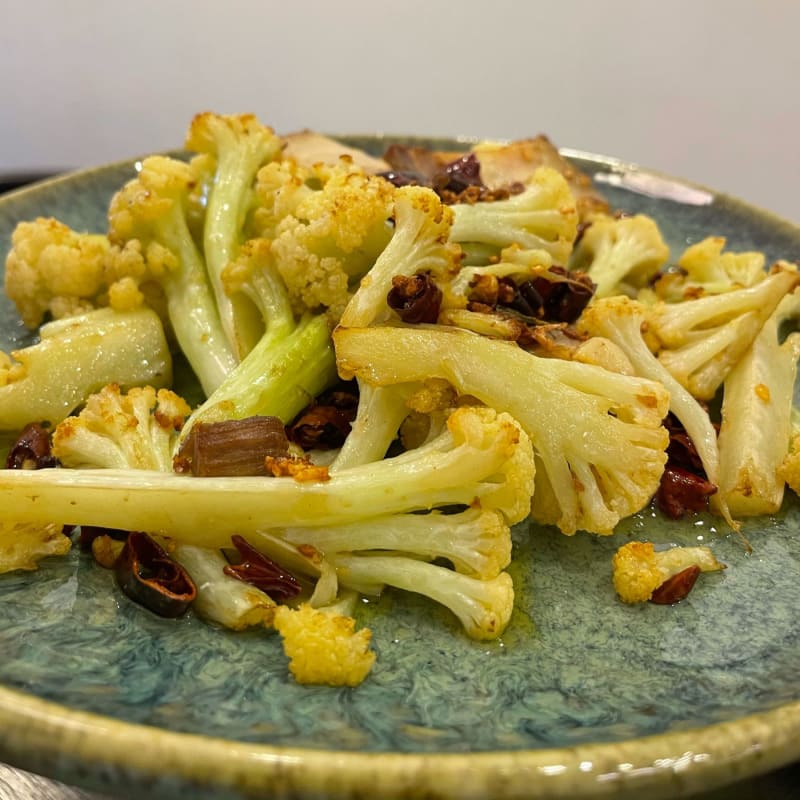 Cavolfiore saltato con maiale e peperoncino  - Shu, Bologna