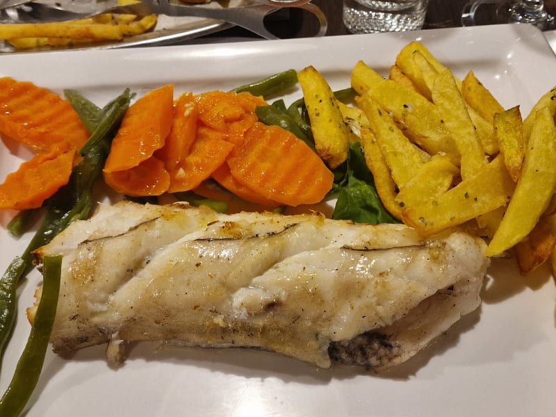 Vila do Peixe em Câmara de Lobos Preços, menu, morada, reserva e