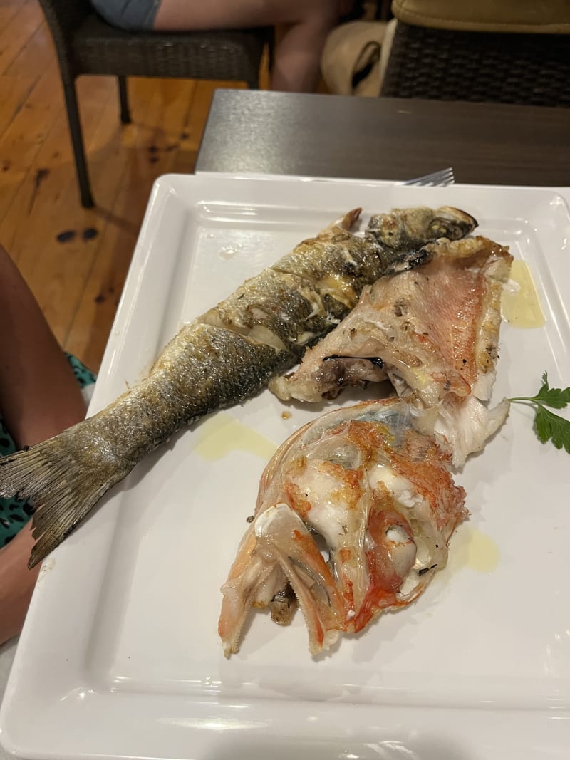 Vila do Peixe em Câmara de Lobos Preços, menu, morada, reserva e