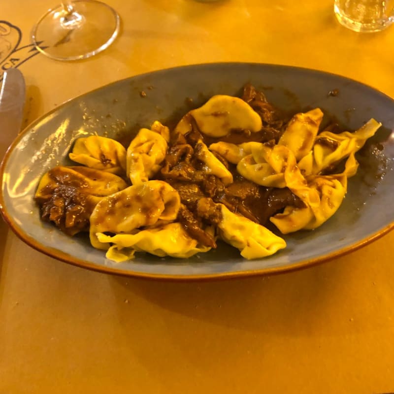 Tortelli piacentini con salsa ai funghi  - Osteria Vineria Il Borgo