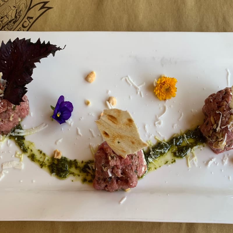 Antipasto tartare - Osteria Vineria Il Borgo