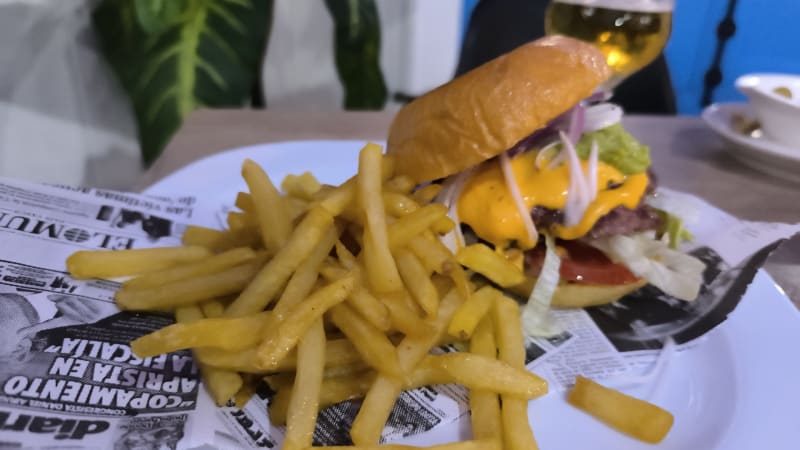 Luna de Alberdi Burger Bar, Alicante