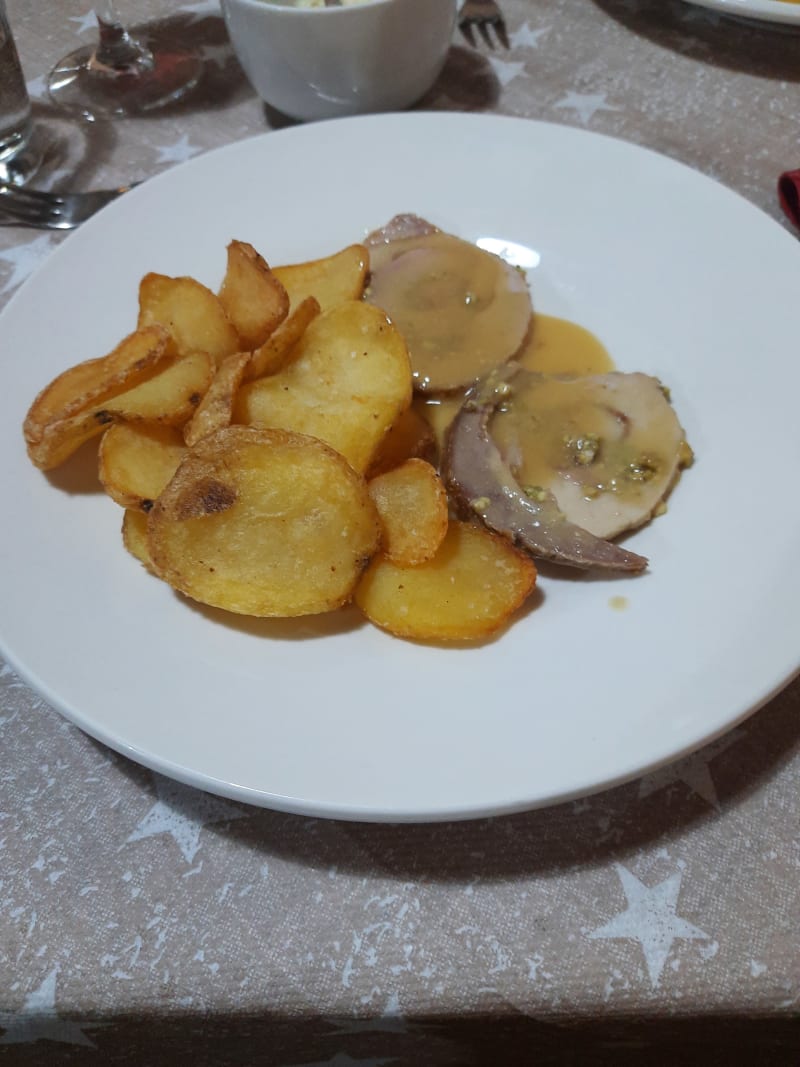 Maialino Con Patate - La Loggetta Gracciano di Montepulciano, Montepulciano