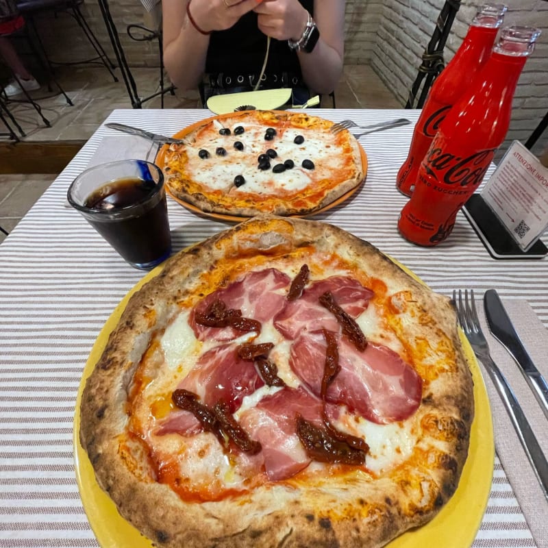 Pizza  - Bari Napoli, Bari