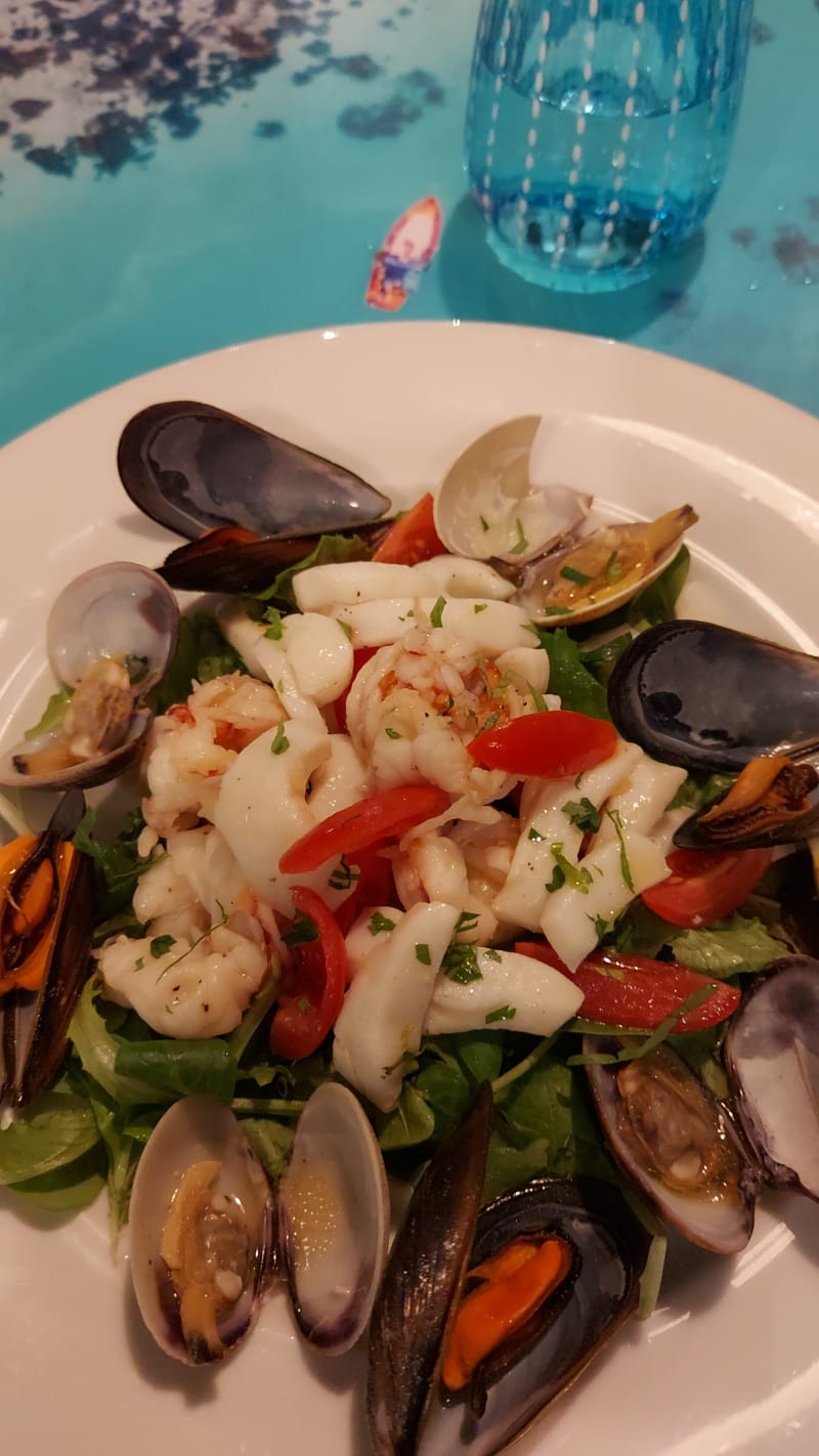 Insalata di mare tiepida - Fish & Co, Milan