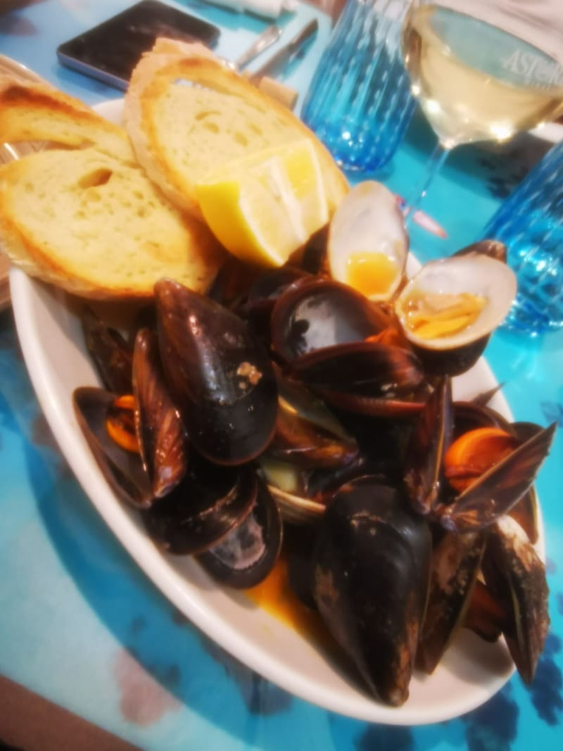 Soute di cozze e vongole - Fish & Co, Milan