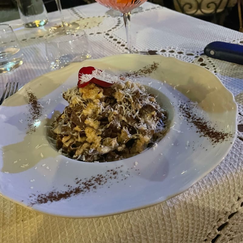 Tagliatelle al cacao amaro con ragù in bianco  - Tití