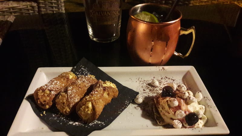 Cannoli con crema alla pardula! - Tirovino Club