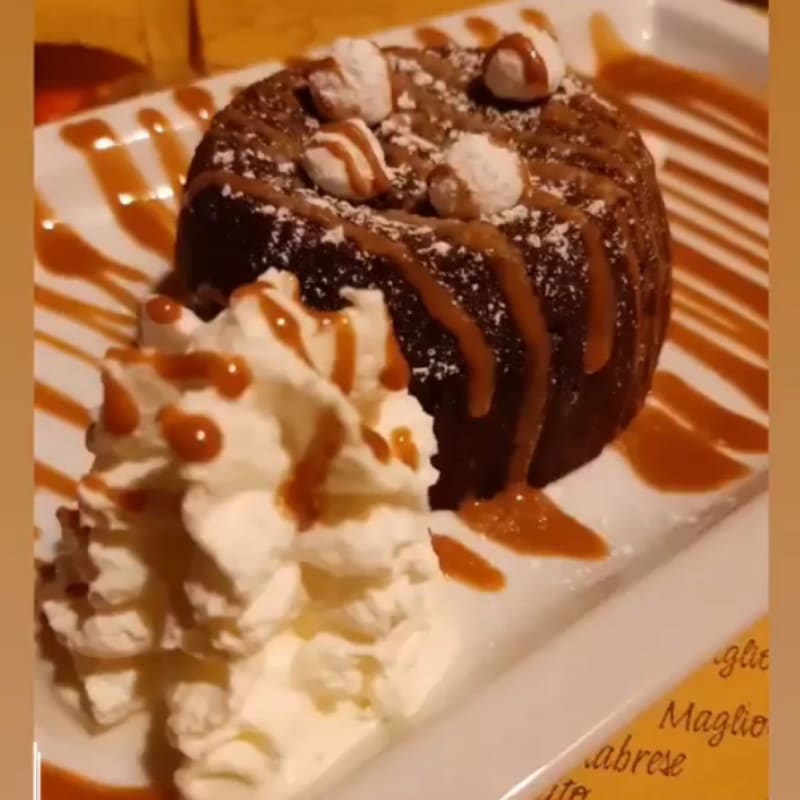 Tortino al cioccolato con cuore caldo al pistacchio - Tirovino Club