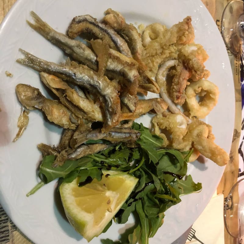 Frittura alici e calamari - Osteria D.O.C. Pareres, Pozzuoli