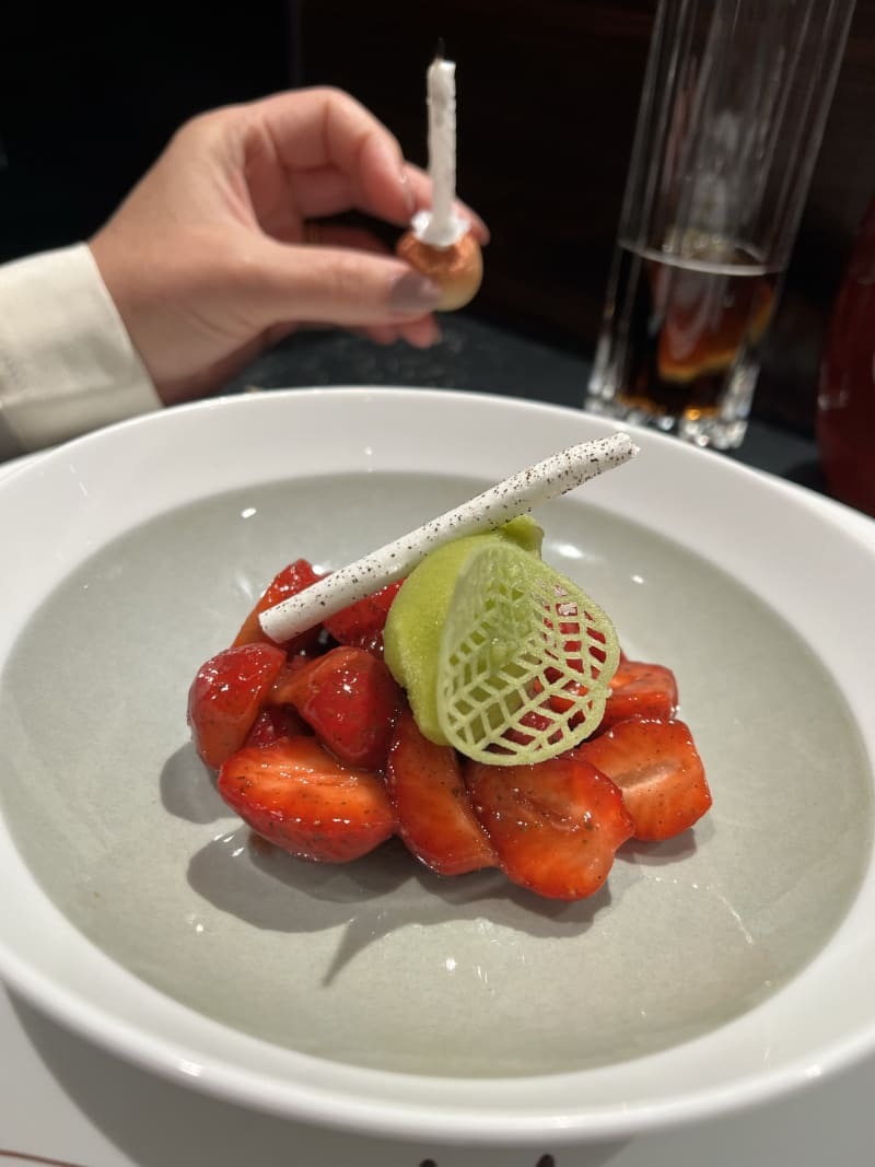 L'Atelier de Joël Robuchon Etoile - Champs Elysées, Paris