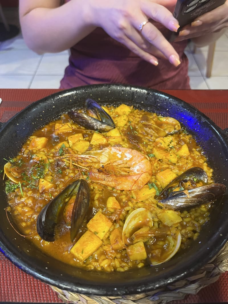 Tapas Avinyó, Barcelona