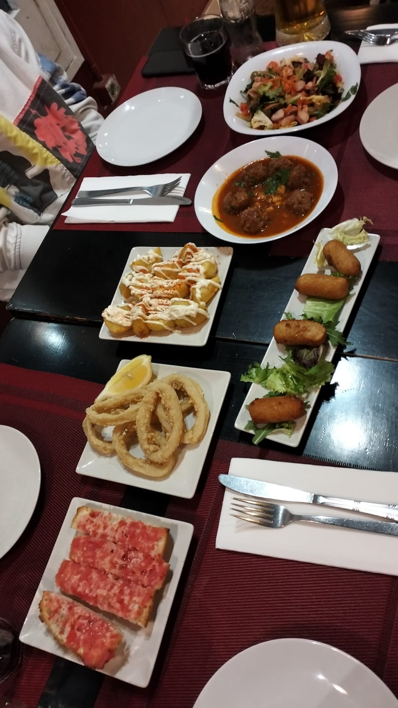 Tapas Avinyó, Barcelona