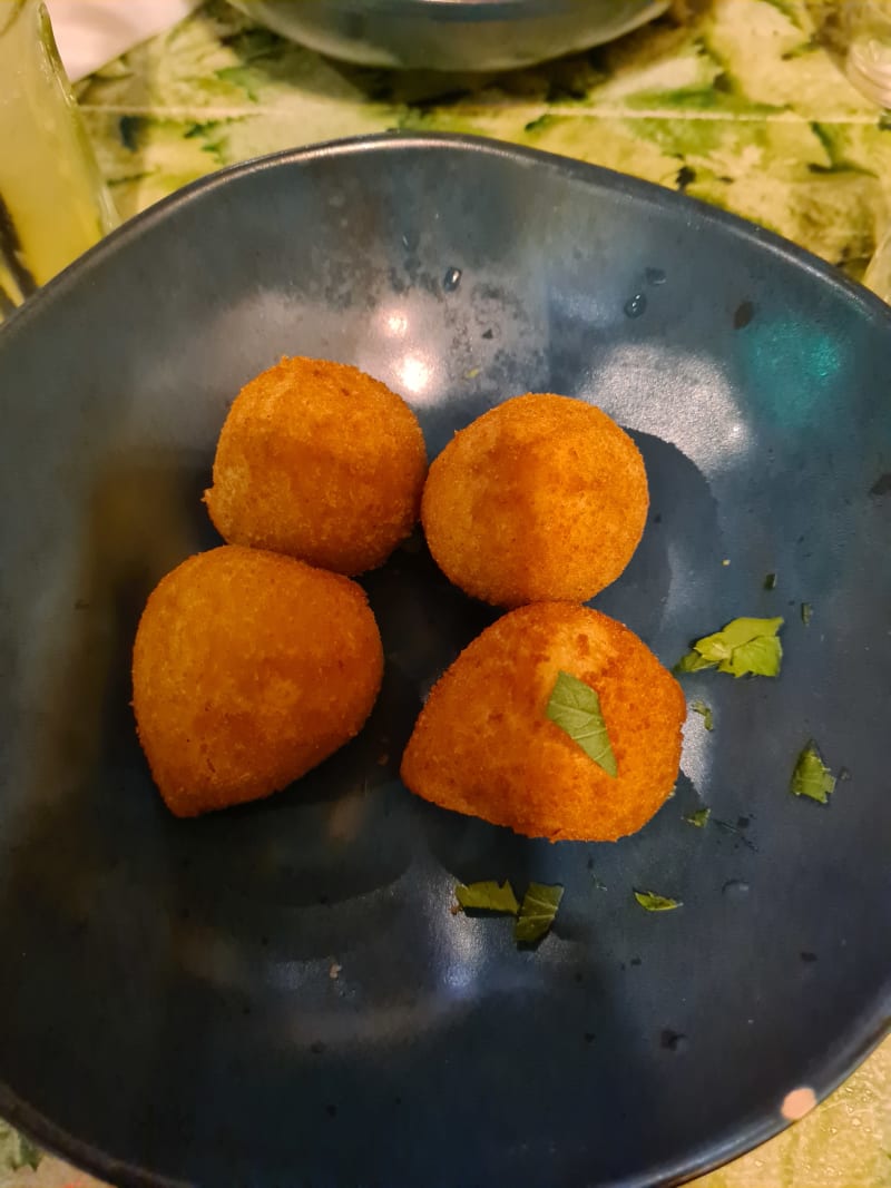 Beignets De Poulet - Carajas, Paris