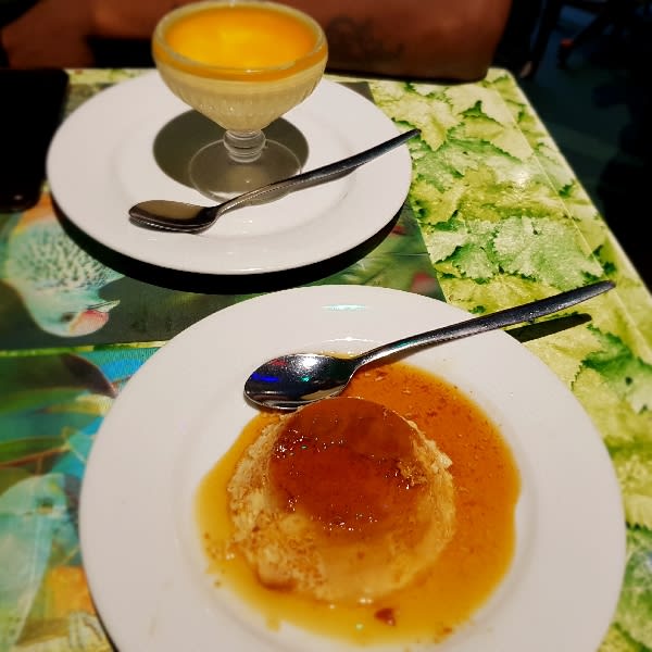 The passion fruit of the mousse was very strong in my opinion. Be aware of that.For a first time the Pudim was not too bad - Carajas, Paris