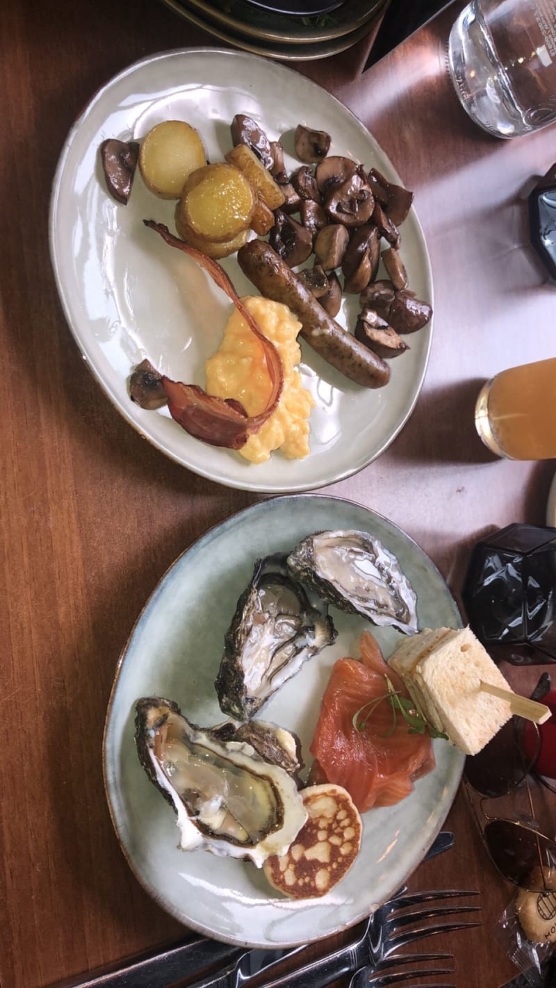 Brasserie Molitor, Paris