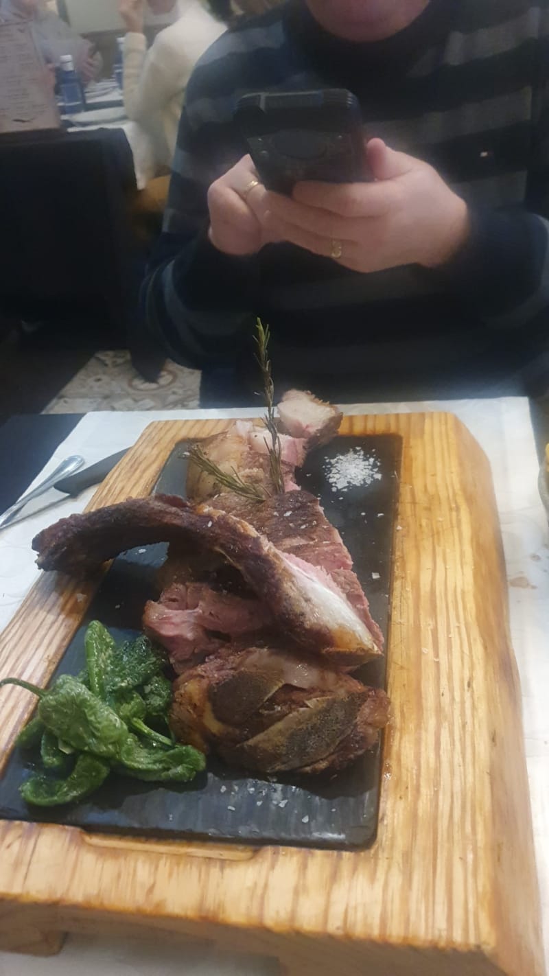 Asador Vasco En Busca del Tiempo, Madrid