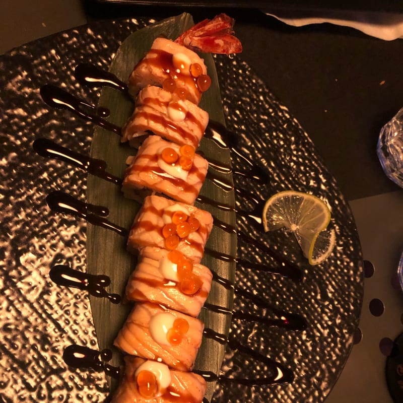 Dragon roll - Le Ballon Sushi Bar