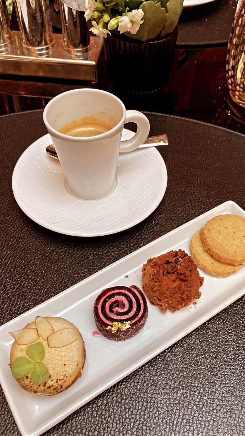 Café Jeanne - Park Hyatt Paris - Vendôme, Paris