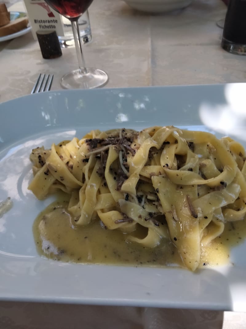 Tagliatelle al tartufo - Ristorante Fichetto, Foligno