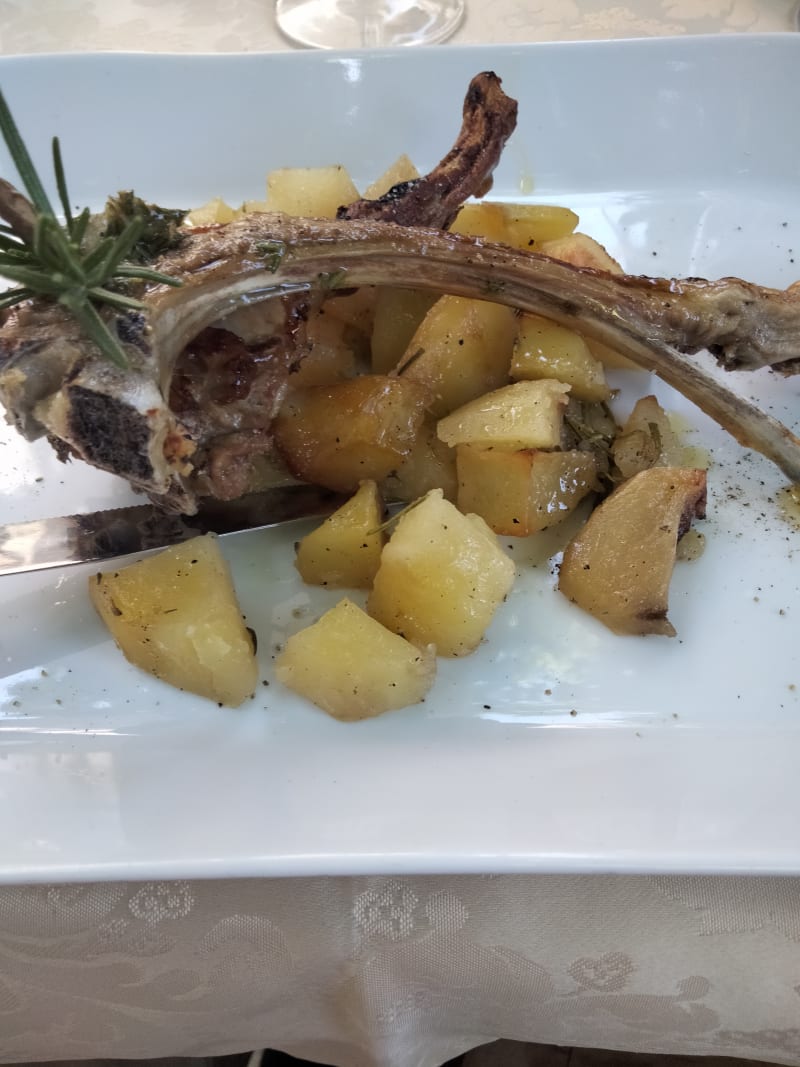 Agnello scottadito - Ristorante Fichetto, Foligno