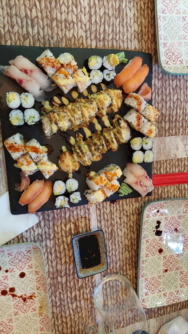 Bonsai Sushi Bar in Ferrol Menu, openingstijden, prijzen, adres van