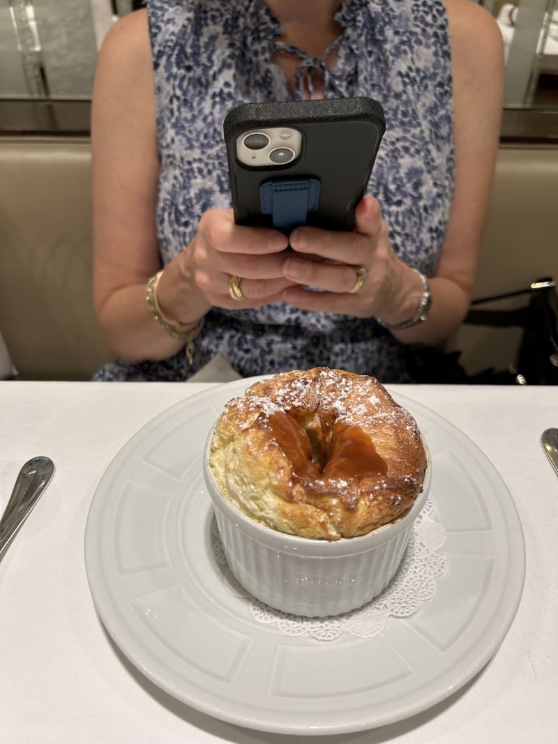 Le Violon d'Ingres in Paris Restaurant Reviews, Menus, and Prices