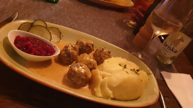 Köttbullar - Made in Sweden Bar & Kök, Stockholm