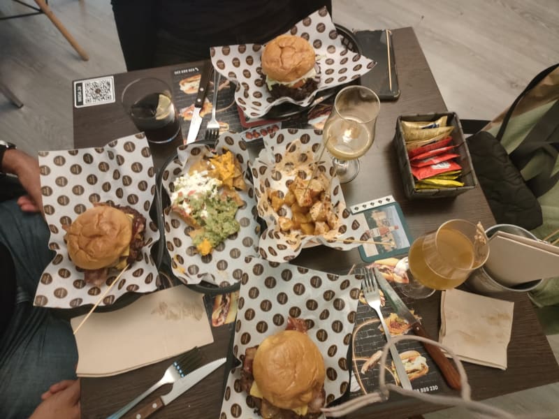 Patatas bravas - Singular Smash Burger, Barcelona