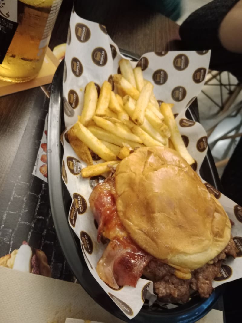 Bacon CheeseBurger - Singular Smash Burger, Barcelona