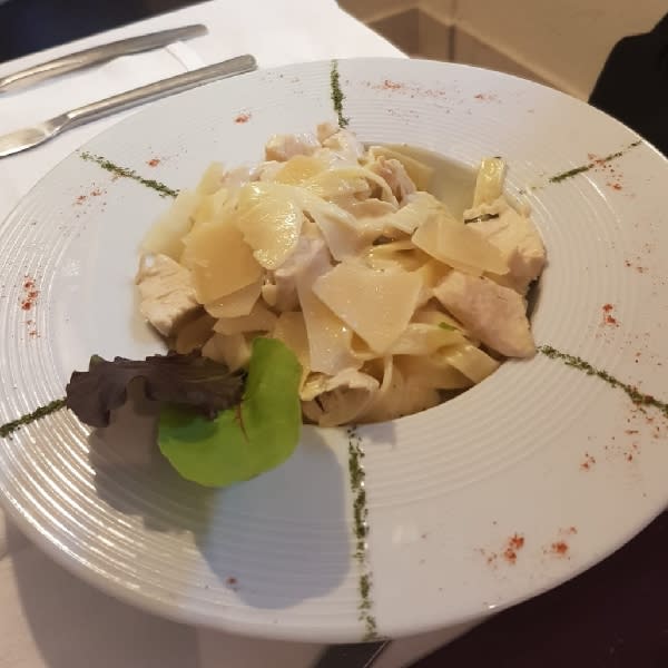 Copieux et doux en pesto! - Mona, Neuilly-sur-Seine