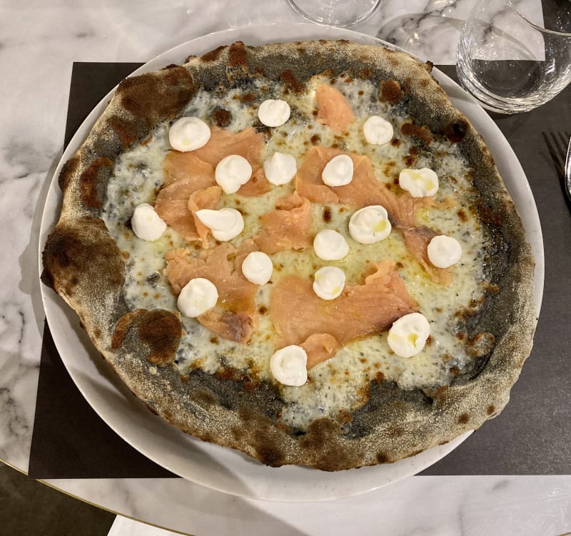 Salmone - ARIA PIZZA & CUCINA