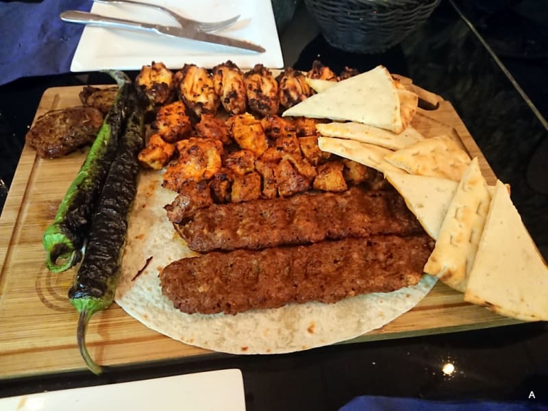 Grigliata mista x 2 (Adana kebap – Kuşbaşı – Tavuk Şiş –Pirzola – Kanat) - Saygili, Eindhoven