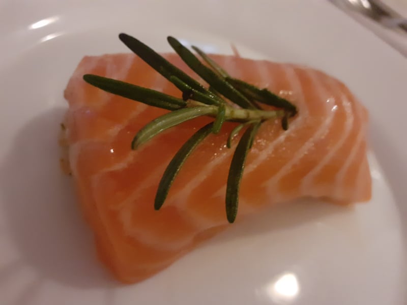 Salmone - Sen Kaiten Sushi, Cerro Maggiore