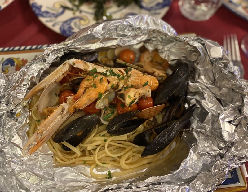 Seafood Linguini al Cartoccio - Antica Trattoria da Peppino, Naples