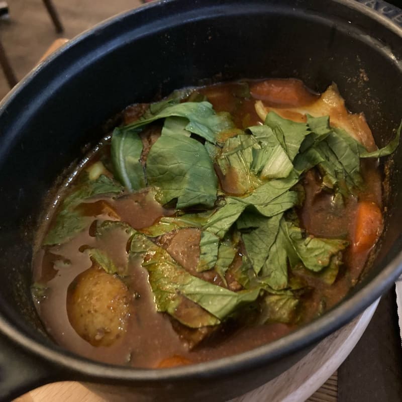 Les joues de cochon au miel de paris & épices douces - Le Petit Pontoise, Paris