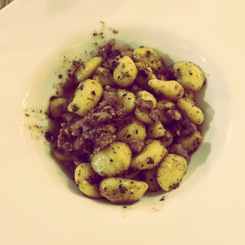 Gnocchi salsiccia e tartufo - Osteria La Giara, Foggia