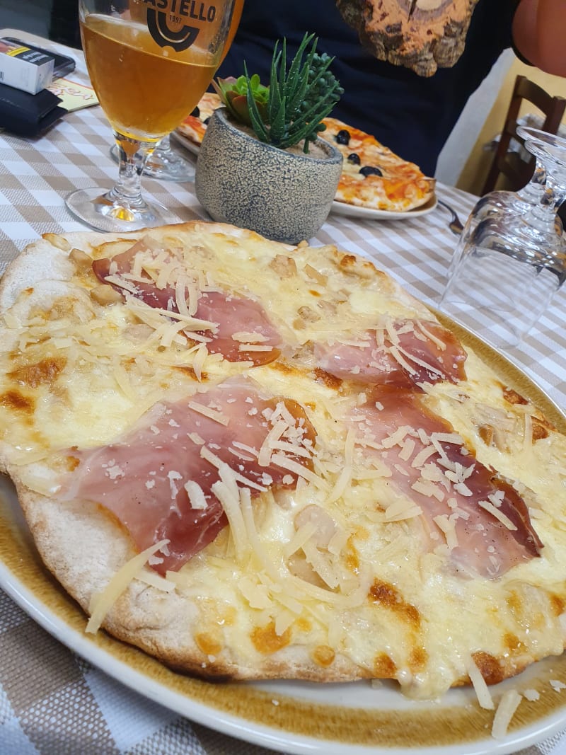 Stasera Pizza... e non solo em Civitavecchia Preços, menu, morada