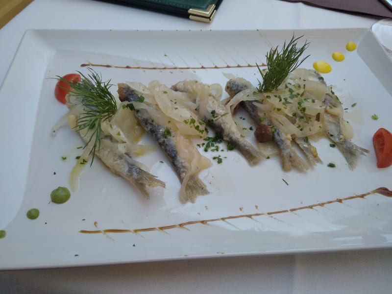 Antipasto di sarde in saor
 - Ristorante dell'Osmarin, Venice