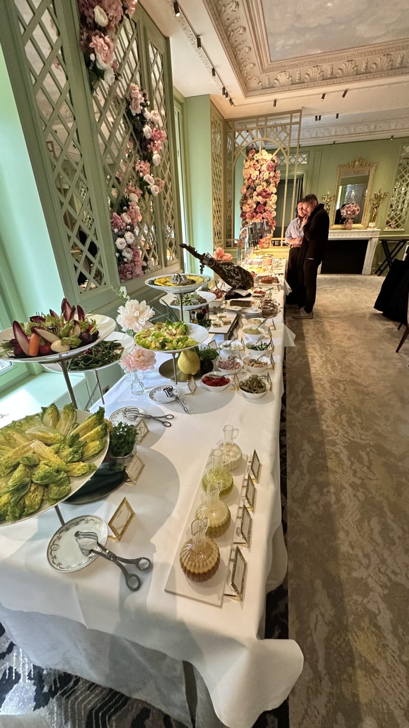 Ladurée Paris Champs-Elysées, Paris