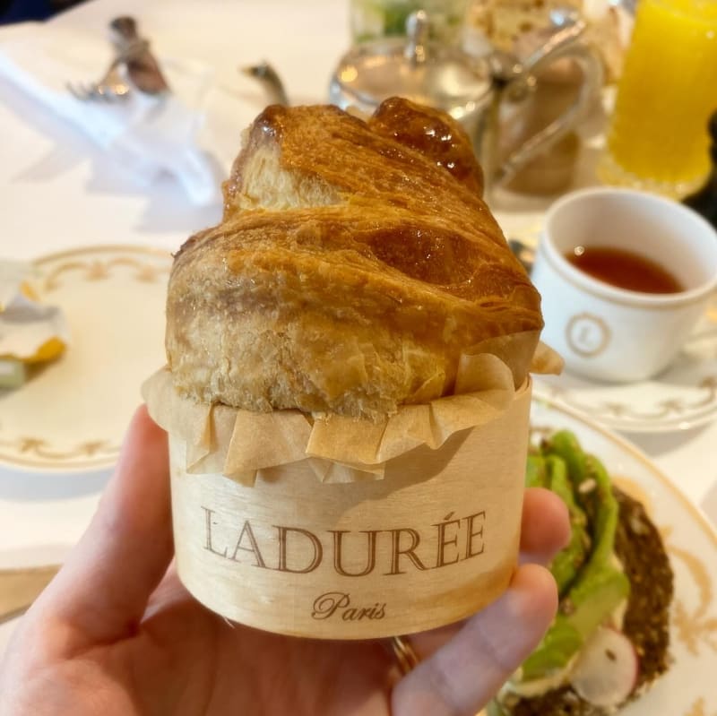 Ladurée Paris Champs-Elysées, Paris