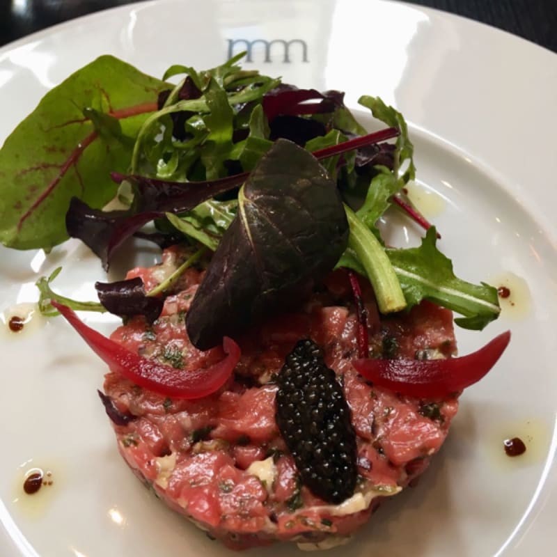 Tartare de bœuf et huître, caviar baeri - Les Comptoirs du Médoc, Paris