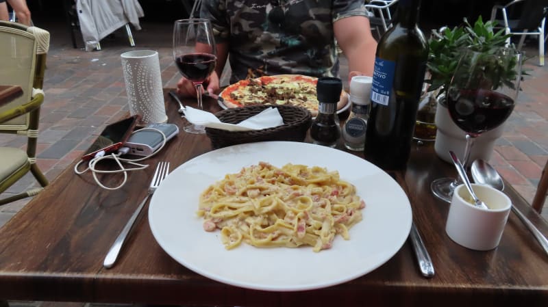 Pasta Carbonara & Pizza mozzarella - La Lanterna Scheveningen, The Hague