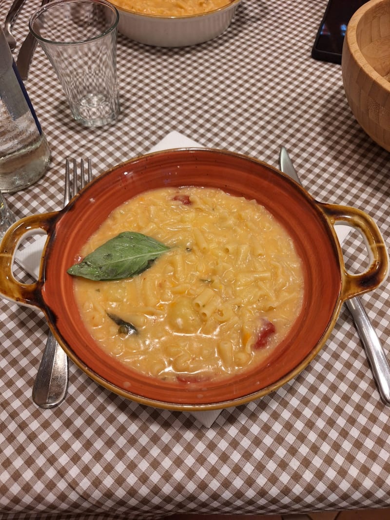 O' Cerriglio Trattoria Tipica, Naples