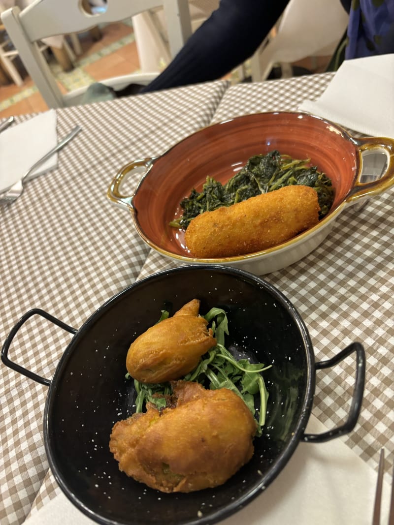 O' Cerriglio Trattoria Tipica, Naples